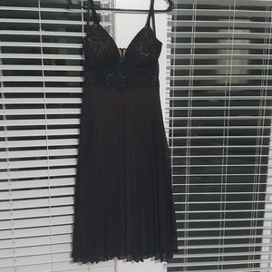 S.L.Fashion. little black dress. Pleated beauty. 6